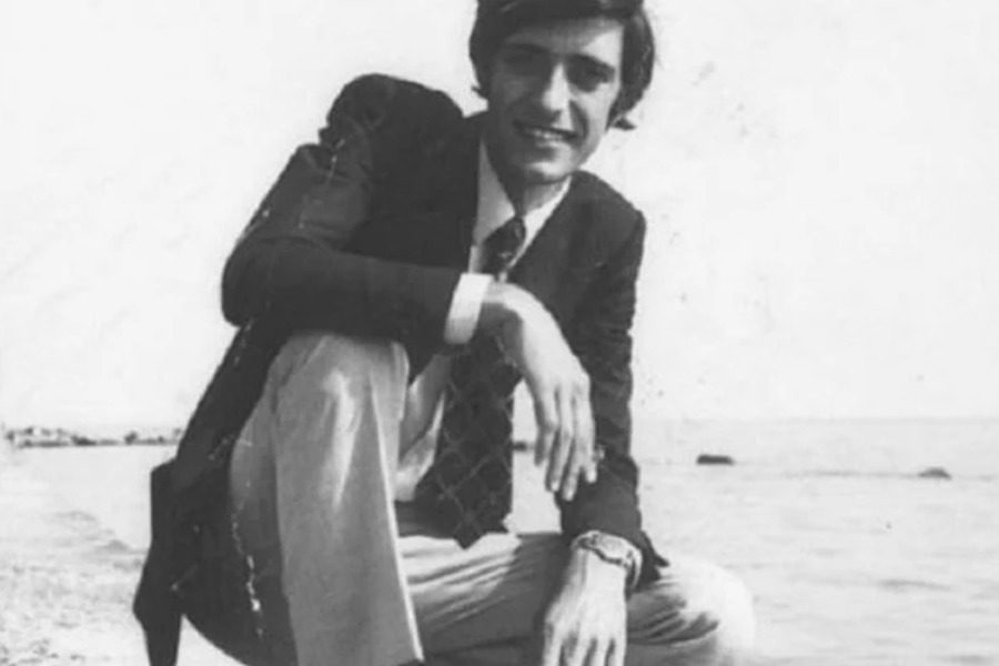 Σαν σήμερα: Ο Έλληνας φοιτητής που αυτοπυρπολήθηκε για την ελευθερία