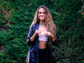 Λίλα Τριάντη, ποιας τραγουδίστριας το σουξέ θα έκλεβες πιο εύκολα ;