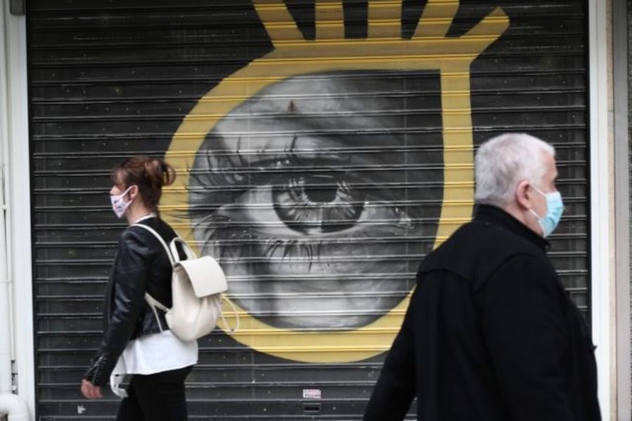 Κορωνοϊός: «Τσουνάμι» κρουσμάτων και νοσηλειών φέρνουν οι υποπαραλλαγές 4 και 5 της Όμικρον