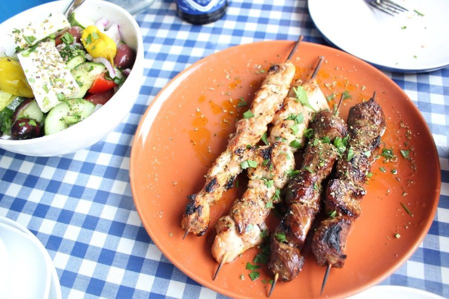 Top 50: Ποια ελληνικά φαγητά είναι σε λίστα με τα χειρότερα
