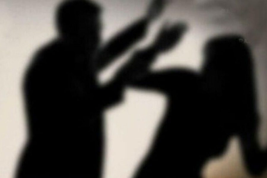 Γυναίκα μαχαίρωσε τον άντρα της στην Ασπροβάλτα
