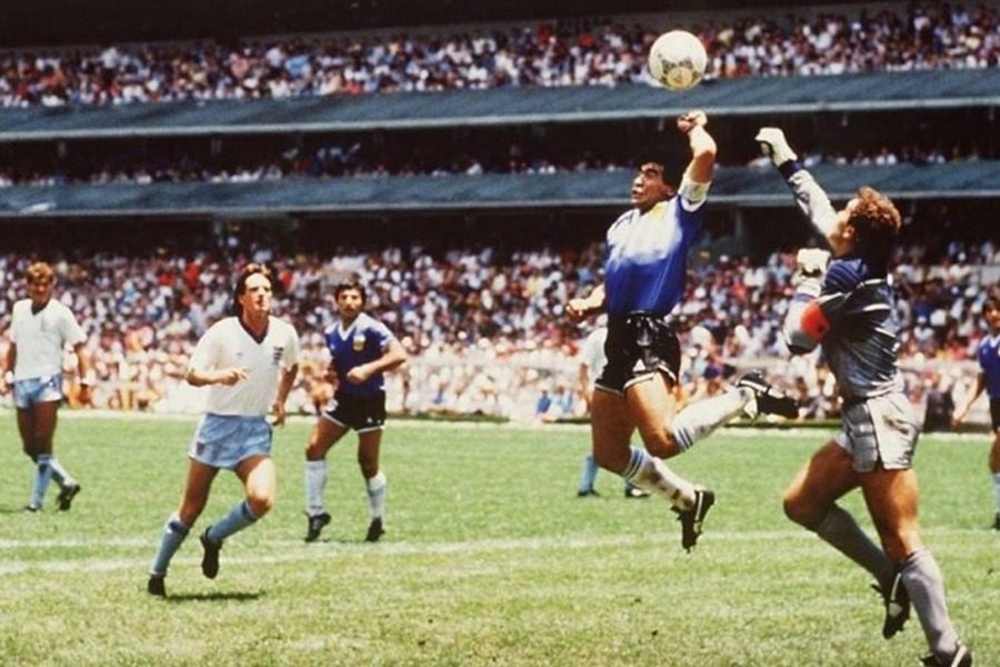 Μαραντόνα: Το «χέρι του Θεού» και το «γκολ του αιώνα» 