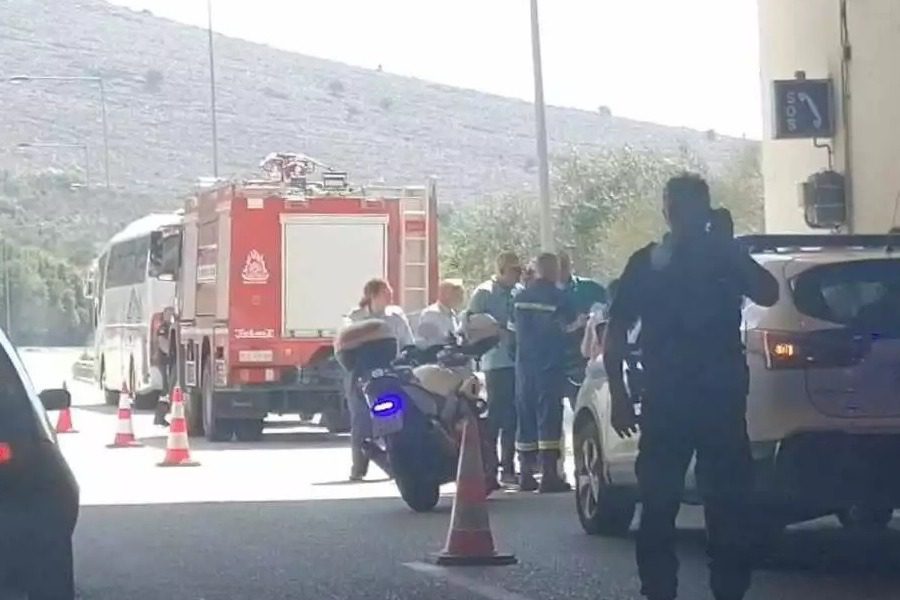 Ηγουμενίτσα: Φωτιά σε τουριστικό λεωφορείο με 51 επιβάτες