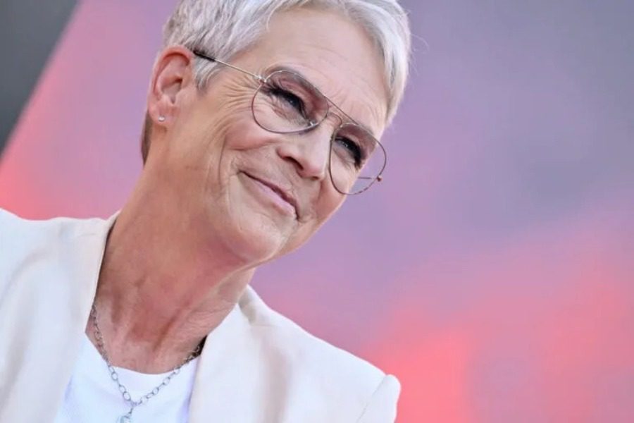 H Jamie Lee Curtis έκανε πλαστικές επεμβάσεις και ... δεν πέτυχαν