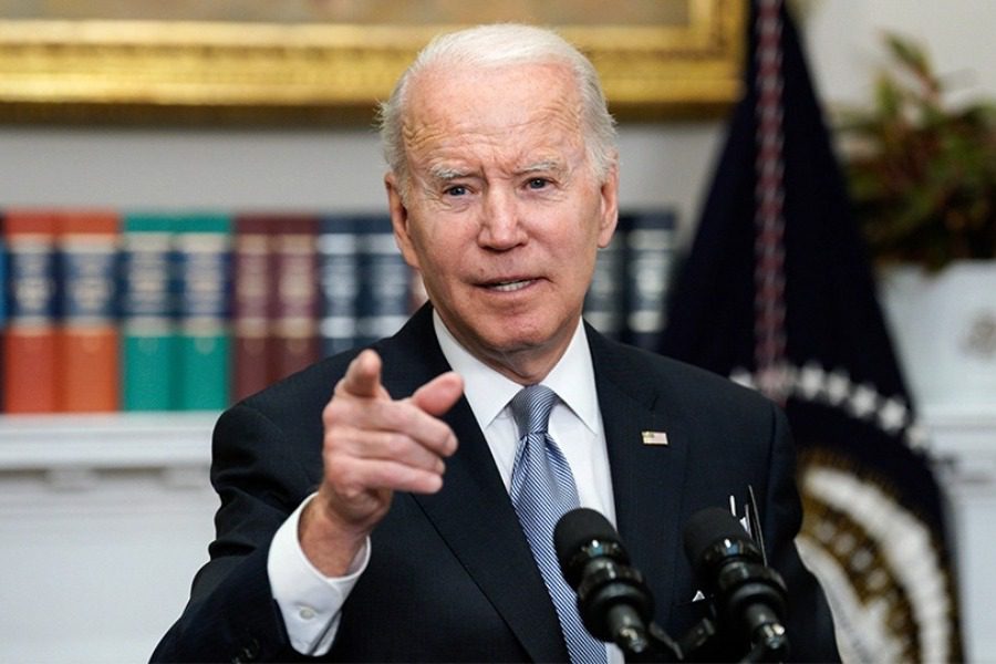 Στρατιωτική βοήθεια‑μαμούθ στέλνει ο Μπάιντεν στην Ουκρανία