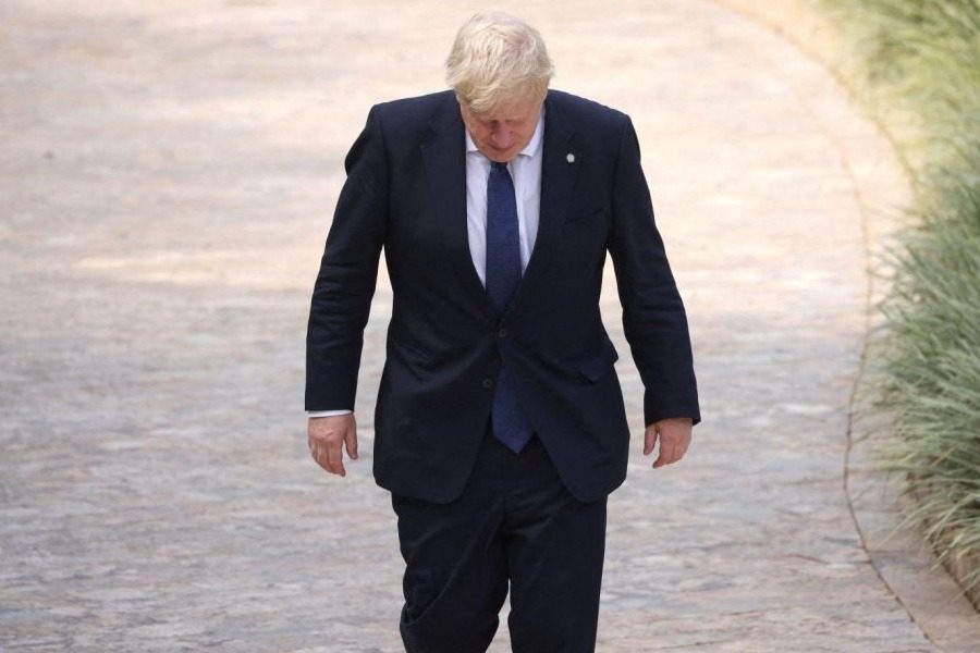 Πολιτική κρίση στη Βρετανία: Παραιτήθηκαν οι υπουργοί Οικονομικών και Υγείας