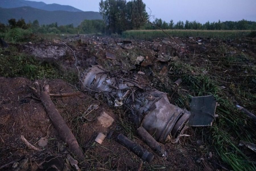 «Μας φάνηκε σαν πυρηνική βόμβα» λένε κάτοικοι για την πτώση του Antonov