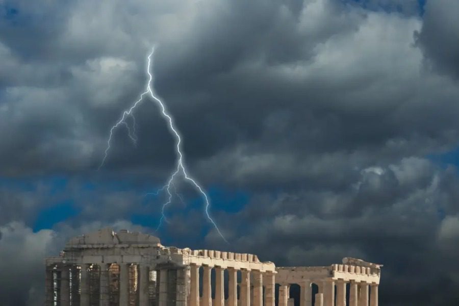 Καταιγίδες και στην Αττική ‑ Βροχές στα νότια και ανατολικά της χώρας