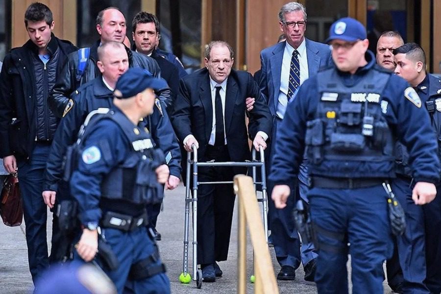 Χάρβεϊ Γουάινσταϊν: Κατηγορίες για σeξουαλική επίθεση στον γνωστό παραγωγό