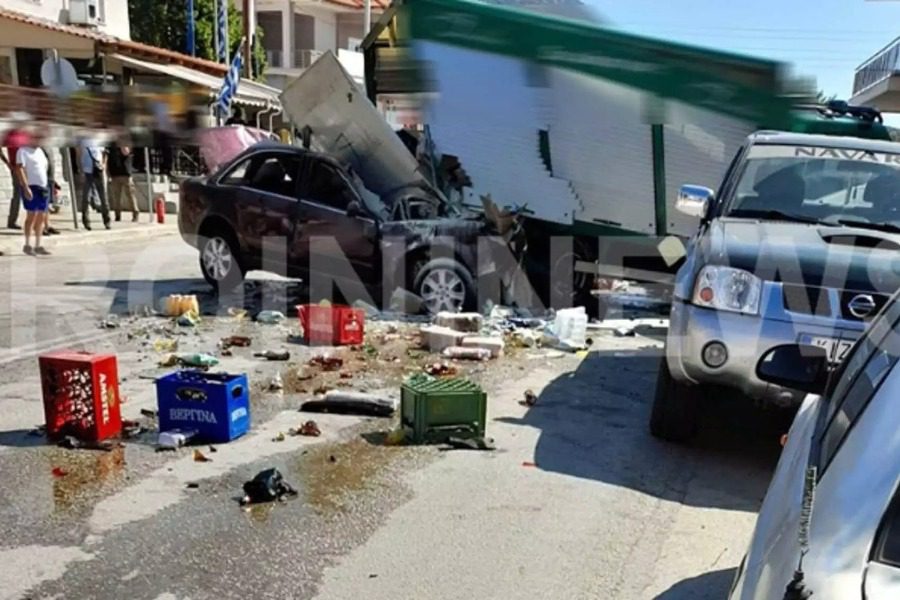 Τραγωδία στην Καβάλα: Σοκαριστικό τροχαίο με τρεις νεκρούς