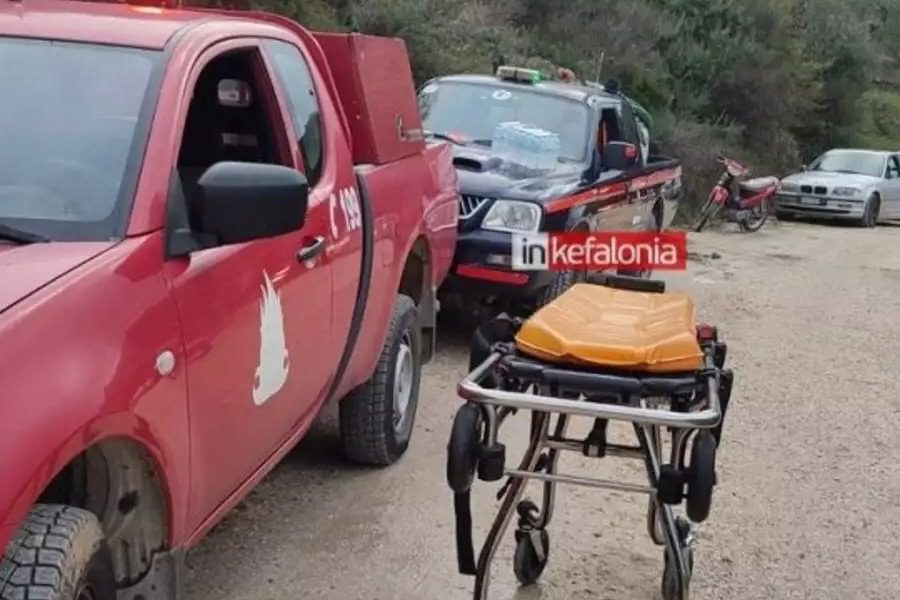 Τραγωδία στην Κεφαλονιά: Πτώση φορτηγού σε γκρεμό ‑ Δύο νεκροί | e-sterea.gr