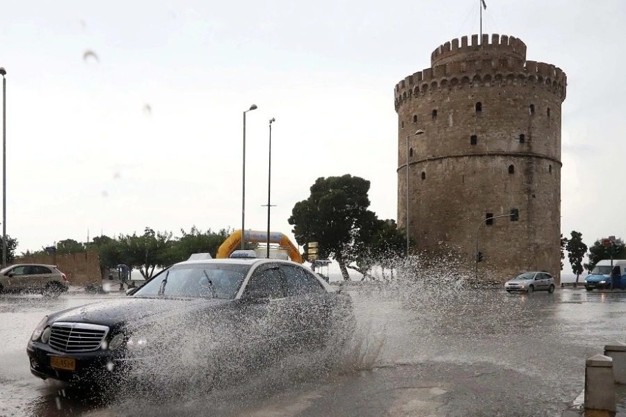 Μήνυμα του 112 στη Θεσσαλονίκη για την κακοκαιρία