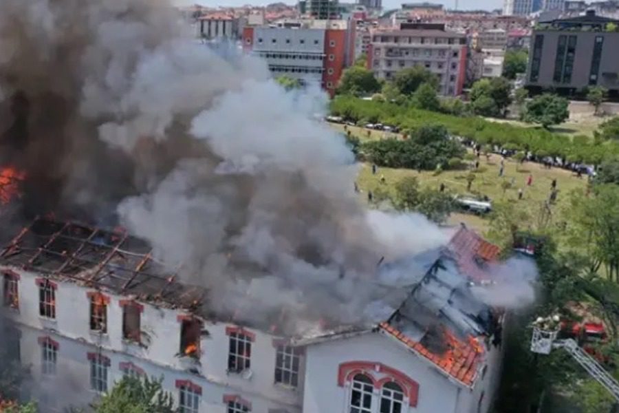 Φωτιά στο ελληνικό νοσοκομείο στην Κωνσταντινούπολη