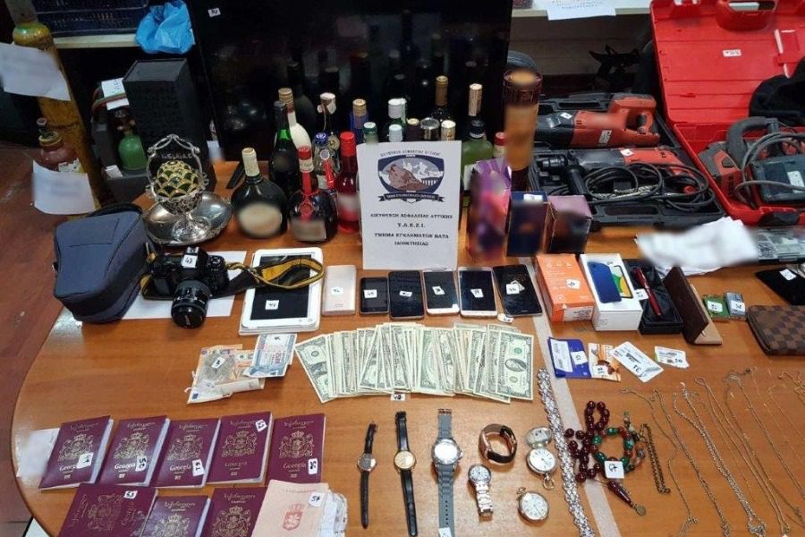 Εξάρθρωση σπείρας διαρρηκτών στην Αθήνα – Πώς ξάφριζαν τα σπίτια του κέντρου