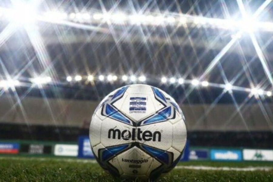 Επιστρέφει ο κόσμος στα γήπεδα