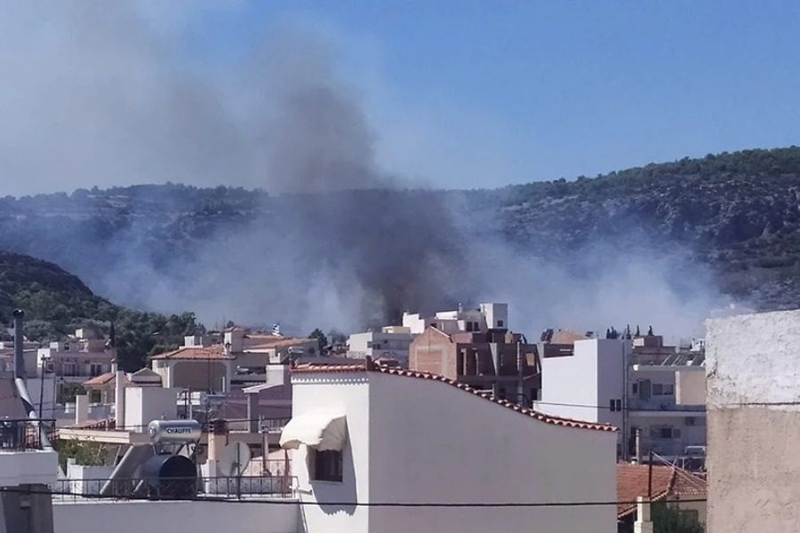 Φωτιά στο Κορωπί