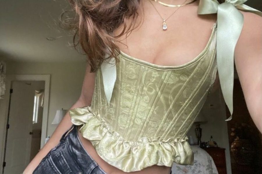 Fashion hacks για να φαίνεται η μέση σου πάντα μικρότερη