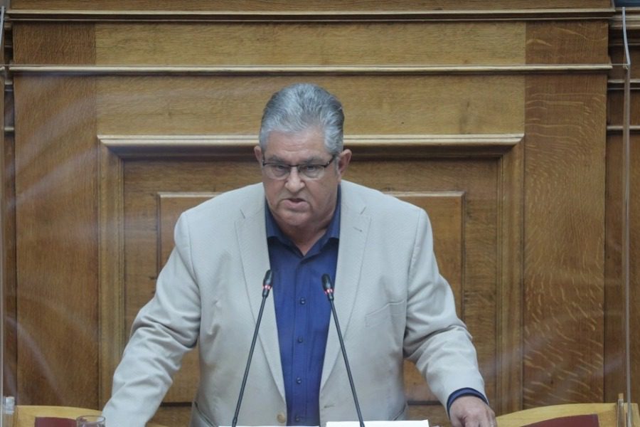 Κουτσούμπας: Μόνο στη Μύκονο δε βάλατε ανεμογεννήτριες ‑ Έπαψε να είναι το νησί των ανέμων;