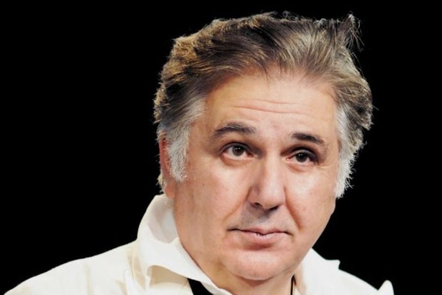 Έξαλλος επί σκηνής ο Ιεροκλής Μιχαηλίδης: «Εγώ ντρέπομαι»