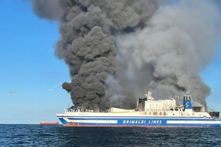 Ελληνες μεταξύ των αγνοουμένων στο πλοίο στην Κέρκυρα