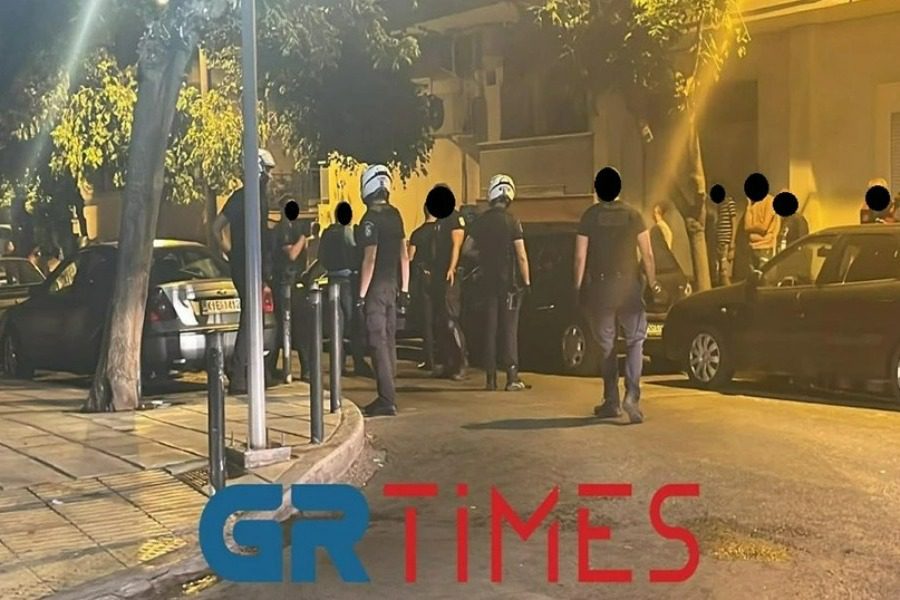 Βίντεο: Αγριο ξύλο σε παιδική χαρά της Θεσσαλονίκης μεταξύ οικογενειών  με αφορμή μία μπάλα