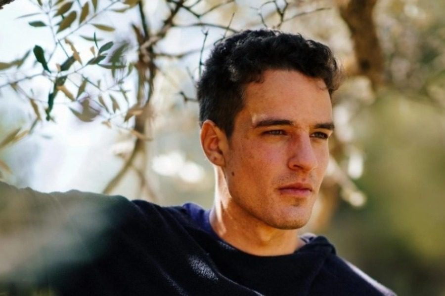 Συγκλόνισε ο Liam Ireland από τη «Γη της Ελιάς»: «Mε κακοποιούσε σeξουαλικά ο προπονητής μου στο μπάσκετ» 