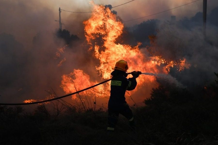 Νεκρός στη Παλλήνη: 80χρονος αυτοκτόνησε μόλις το σπίτι του περικυκλώθηκε από τις φλόγες