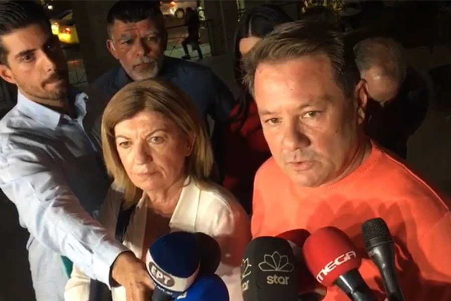 Βιασμός 12χρονης:  Οι δικηγόροι της μητέρας παραδέχονται μηνύματα και εμβάσματα