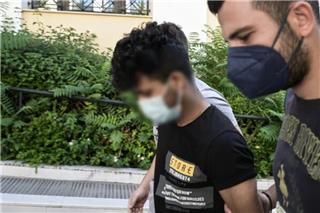 Γυναικοκτονία στο Περιστέρι: Κυκλοφορούσε με 4 ταυτότητες ο δολοφόνος 