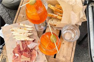6 μαγαζιά στην Αθήνα για Aperitivo μετά το γραφείο