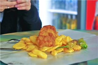 Τηγανητός μπακαλιάρος, το ελληνικό Fish and Chips