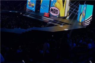 MAD VMA 2022: Επεισόδια και ξύλο μεταξύ των τράπερς Light και Snik