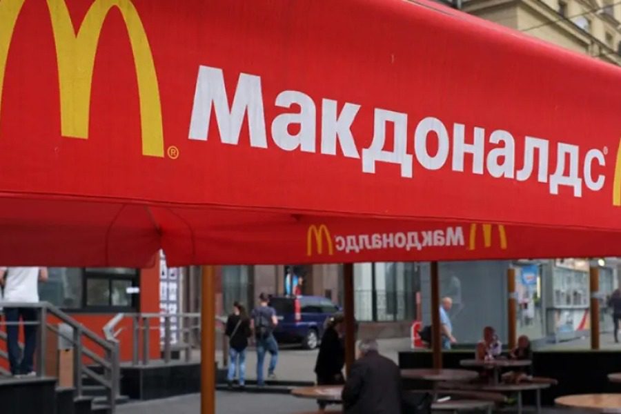 Έγιναν ‘Vkusno & tochka’ τα McDonald`s στη Ρωσία ανοίγουν σήμερα