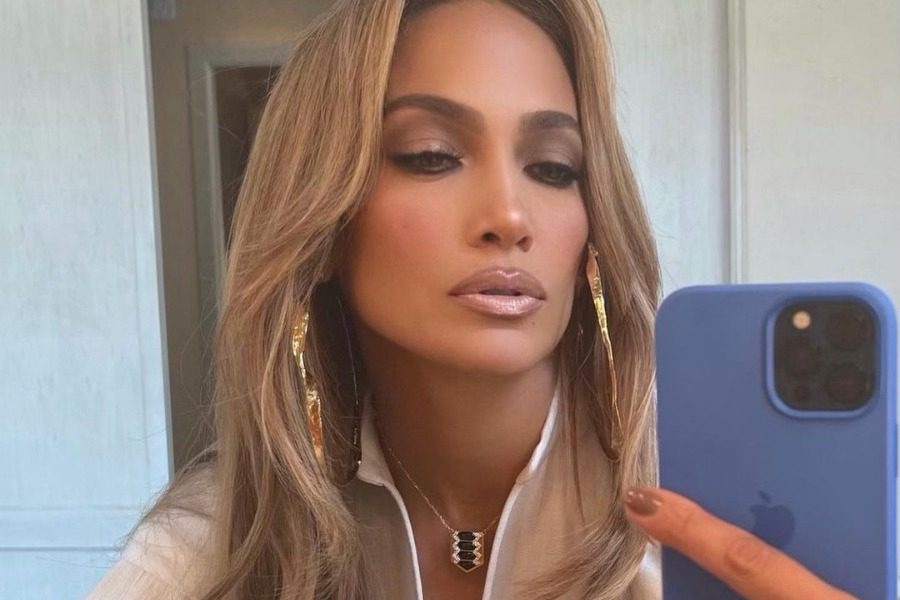 Πες μας τι ζώδιο είσαι να σου πούμε το makeup προϊόν σου