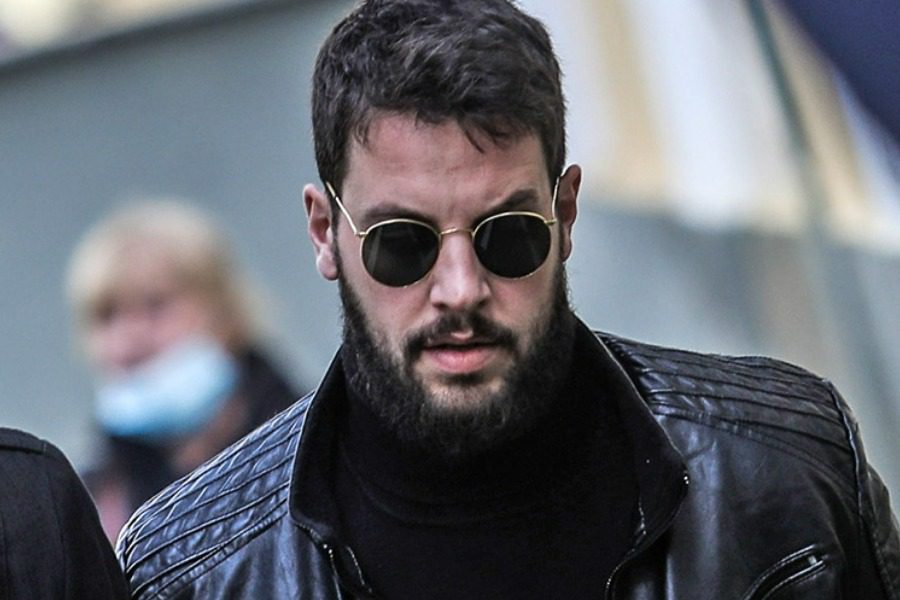 Πάτρα: «Ρουφιάνος» της Ασφάλειας ο Μάνος, λένε οι συγγενείς της Ρούλας