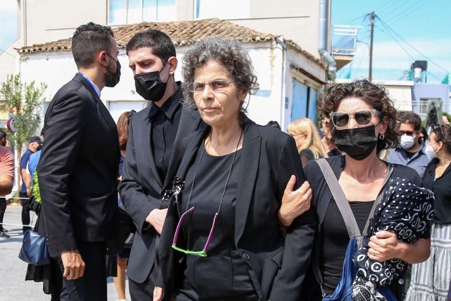 Μίκης Θεοδωράκης: Απορρίφθηκαν τα ασφαλιστικά μέτρα της Μαργαρίτας κατά του Νίκου Κουρή