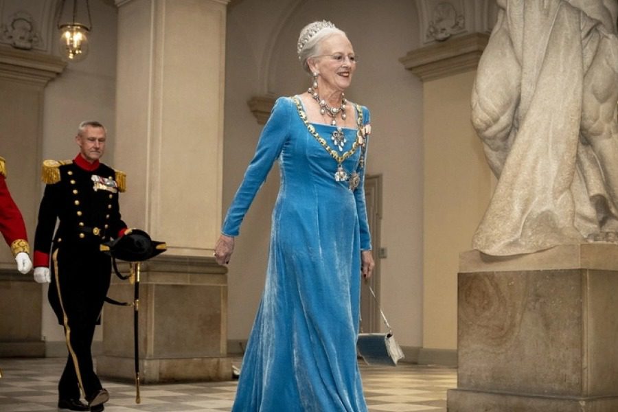 Σεισμός στο παλάτι: Η βασίλισσα Μαργκρέτε αφαίρεσε τίτλους από 4 εγγόνια της 