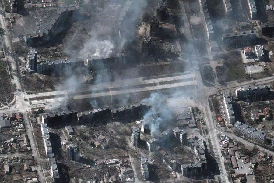 Πόλεμος στην Ουκρανία: Τουλάχιστον 300 νεκροί στο θέατρο στην Μαριούπολη