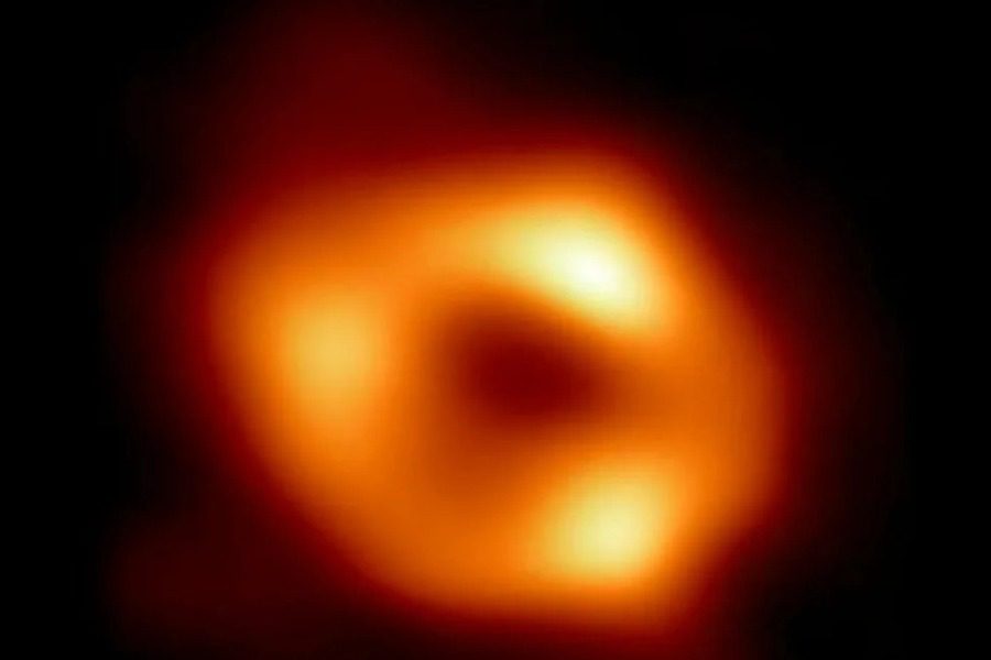Δέος: Αυτή είναι η μεγάλη μαύρη τρύπα στο κέντρο του γαλαξία μας 
