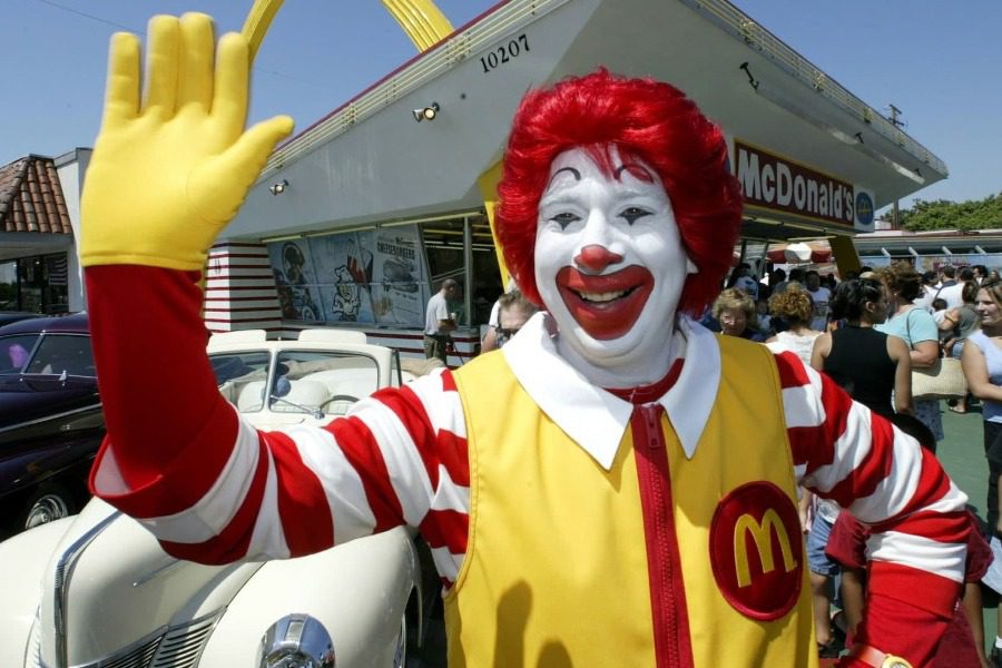 O πραγματικός λόγος που τα McDonald`s ξεφορτώθηκαν τον κλόουν τους