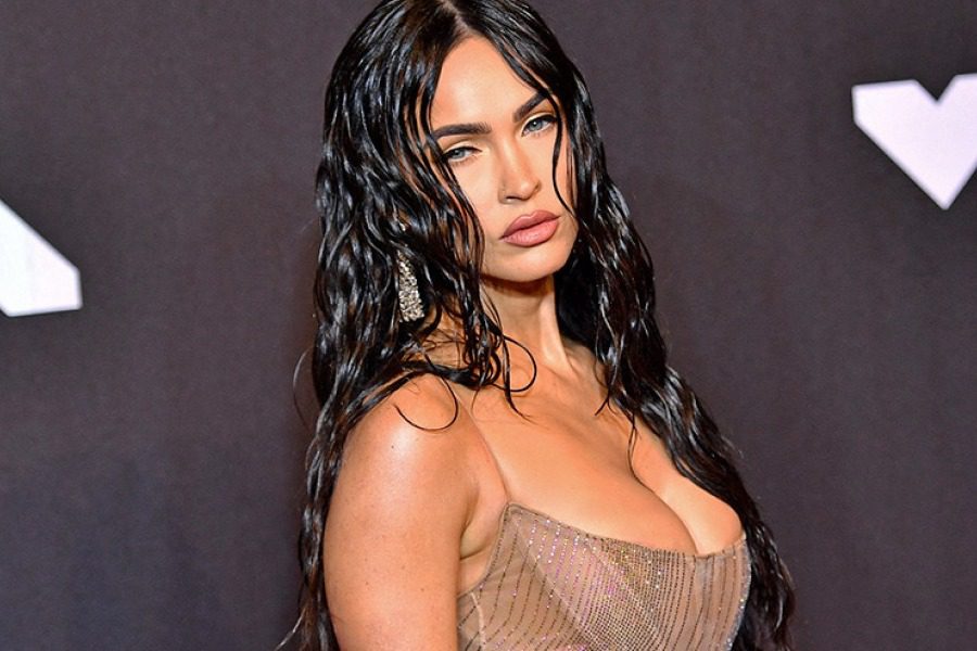 Η Megan Fox ντύθηκε Pamela Anderson για το Halloween και «τρέλανε» κόσμο