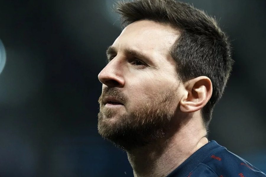 Μέσι: Ο Μπενζεμά πρέπει να πάρει τη Χρυσή Μπάλα, δεν υπάρχουν αμφιβολίες