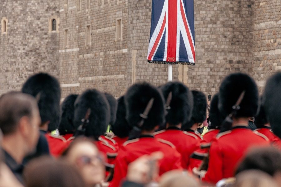 Οι 10 πιο viral στιγμές από την κηδεία της Βασίλισσας Ελισάβετ