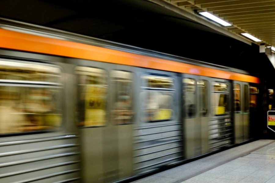 Συναγερμός στο μετρό Κορυδαλλού: Σε λιπόθυμη κατάσταση απεγκλωβίστηκε ο άνδρας 