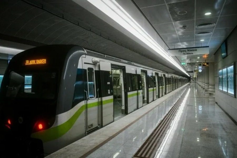 Κλείνει στις 18.00 ο σταθμός του μετρό «Πανεπιστήμιο» με εντολή της αστυνομίας