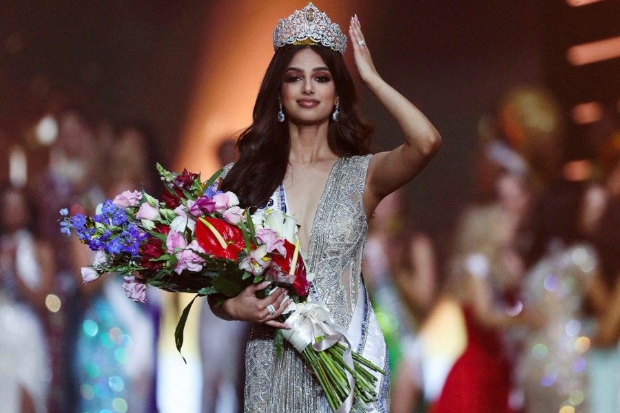 Εστεμμένες των Miss Universe μας δείχνουν πως μοιάζουν στην καθημερινότητα τους