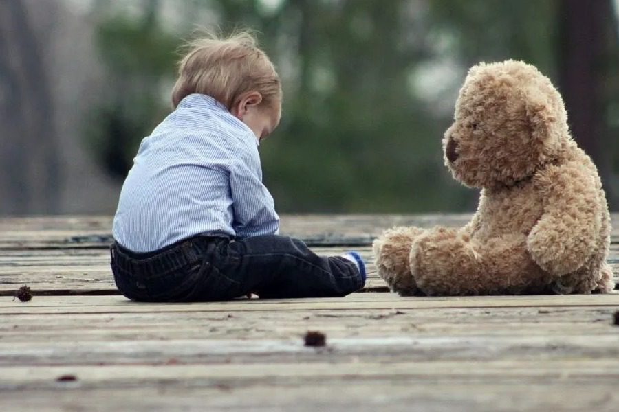 Ξέχασε το μωρό της στο Σύνταγμα και έφτασε μέχρι το Μοναστηράκι