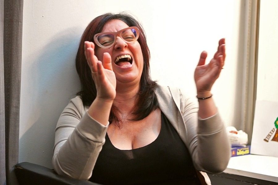 H Σοφία Μουτίδου μας έστειλε αδιάβαστους