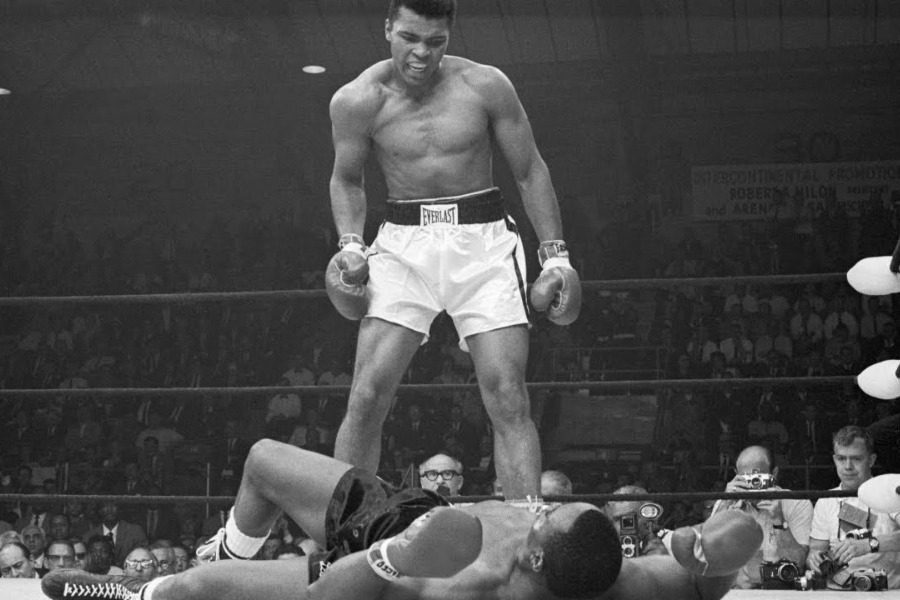 Σαν σήμερα: Πέθανε ο Μοχάμεντ Αλι