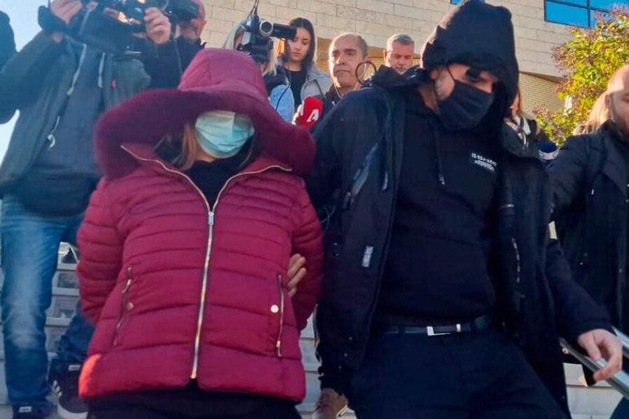 Βέροια: «Δεν σκότωσα το παιδί μου, δεν ξέρω τι έγινε», λέει τώρα η 29χρονη μητέρα